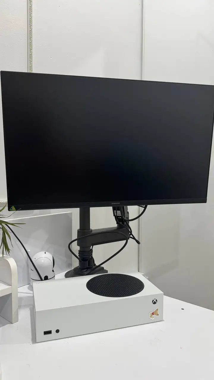 Монитор Samsung 24 дюйма 120Hz