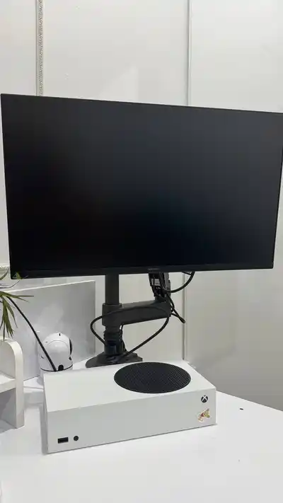 Монитор Samsung 24 дюйма 120Hz