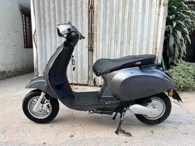 Электроскутер Vespa Takashi 2026 Серый