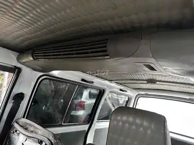 Suzuki Carry 2005 белый 7 мест