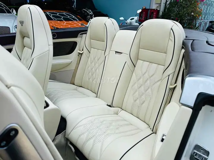 Bentley Continental GTC 2007, W12 6.0L, 552 л.с.