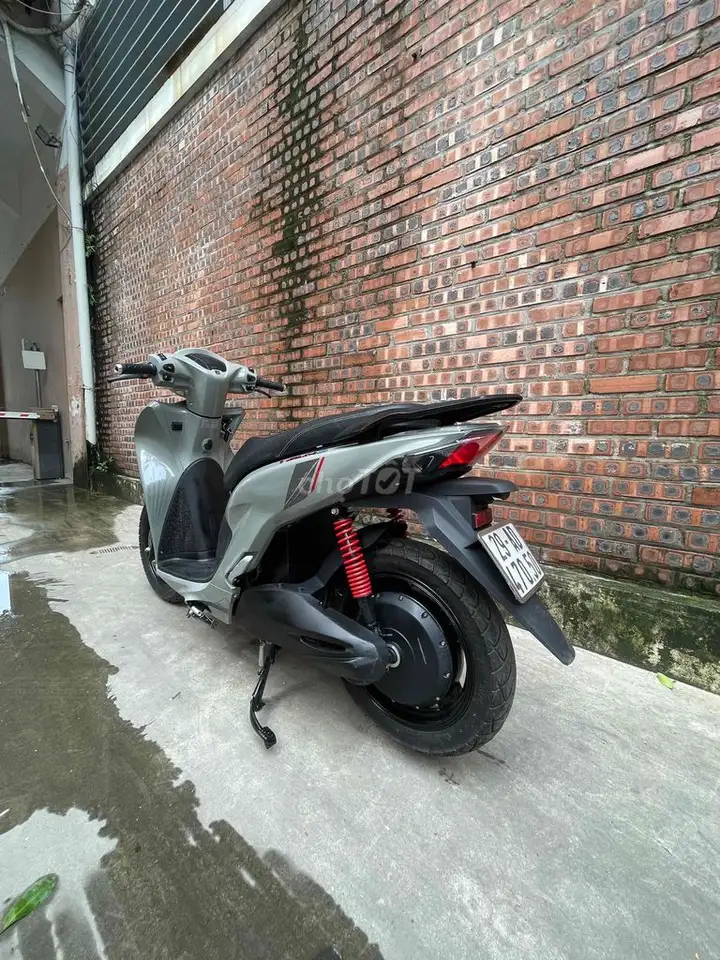 Электроскутер Vespa Vision 2026 Серый Б/у