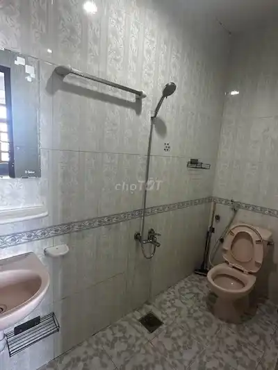 Сдам комнату в месяц недорого, чисто, прохладно, полностью меблировано