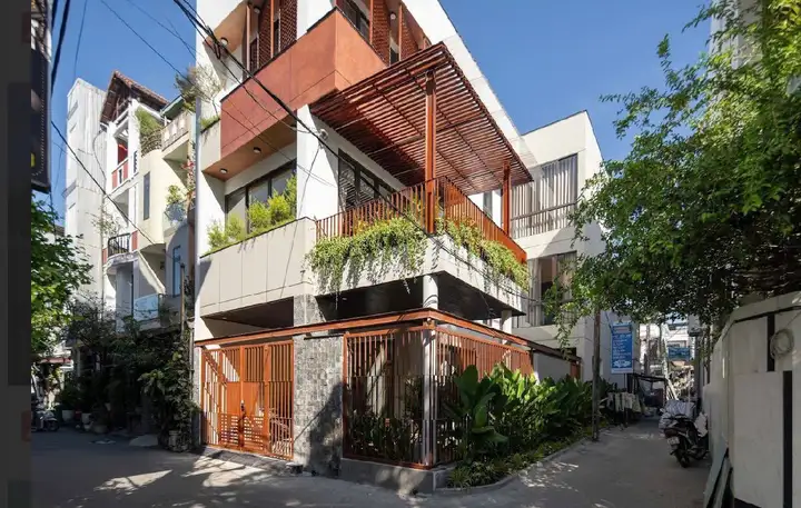 Villa 3 этажа, 5 спален, 5 ванных комнат