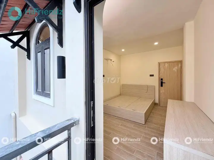 Рядом с перекрестком Фу Нюань, студия с балконом, 40 м², полная меблировка, отдельная стиральная машина