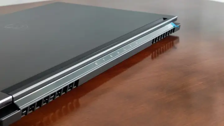 MSI Stealth A16 AI+ ноутбук