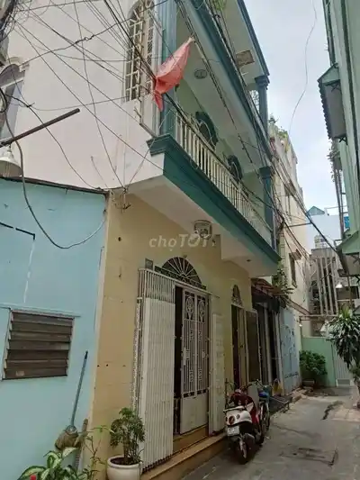 Дом NC Фан Динь Фунг 35м², 1 этаж 2 верхних, 2 спальни