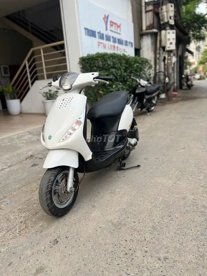 Piaggio Zip 2017 100cc Белый, от собственника, тихая работа