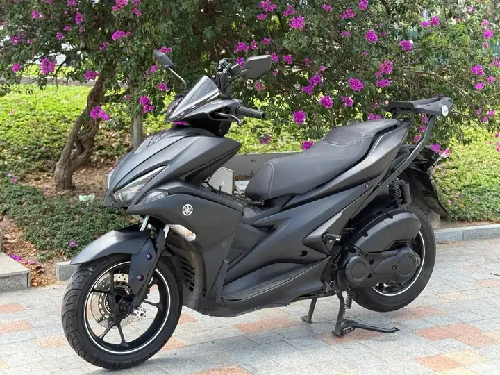 Yamaha NVX 2018