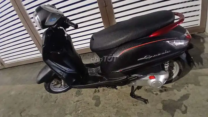 Yamaha Grande черного цвета