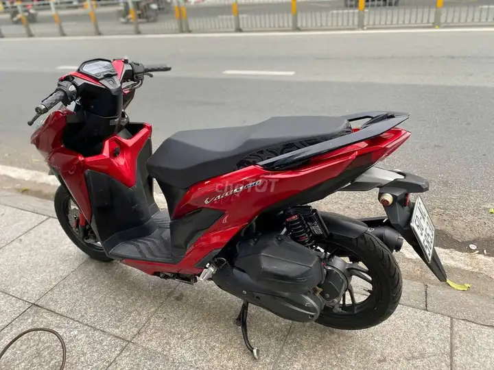 Honda Vario 150 2021 красный б/у