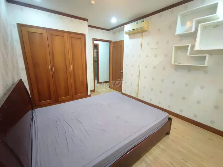 Аренда квартиры Giai Viet, район 8, 3 спальни, с мебелью