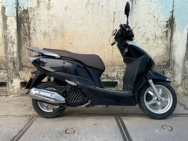Honda Lead 125 см³, черный