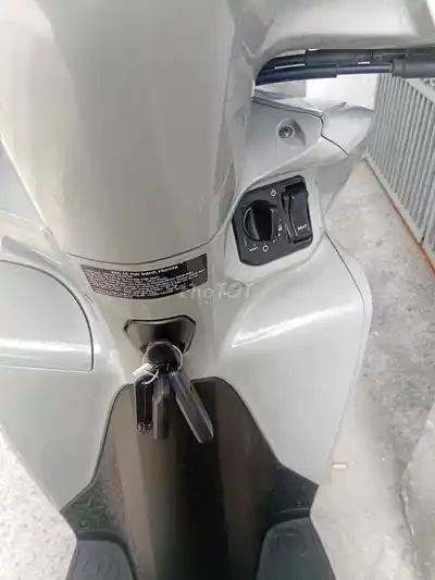 HONDA VISION 2025 СПОРТИВНЫЙ СЕРЫЙ 4000КМ