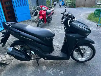 Honda Vario 125 черная