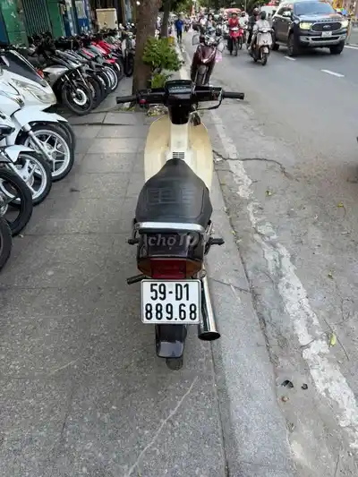 Honda Dream Thai 1997 Коричневый Состояние 90%