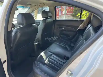 Chevrolet Cruze 2017 механическая белая