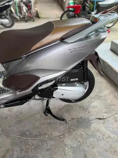 Honda Lead 2019 серебристо-коричневый