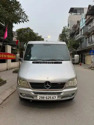 Mercedes-Benz Sprinter 2010 грузовой фургон серебристый