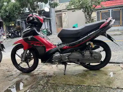 Yamaha Jupiter Fi 2018 красно-черный