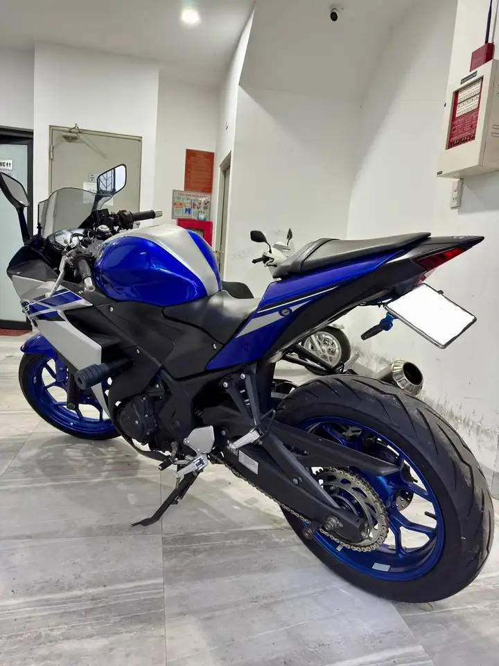 Yamaha YZF-R3 2016