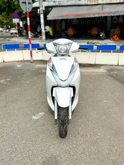 Honda Lead 2014, белый