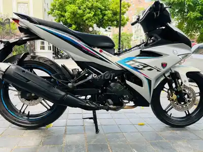 Yamaha Exciter 150 бело-серый 2019, отличное качество