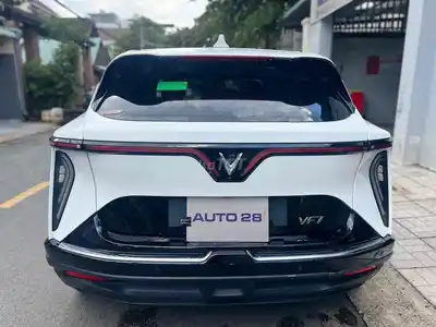 Мост VinFast VF7 Plus 2 2025 года — аккумулятор CATL — 22 000 км
