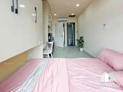 Открытие квартиры с балконом в Ле Ван Луонге рядом с TDTU