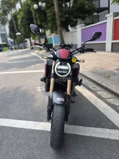 Honda CB650R 2022 матовый черный