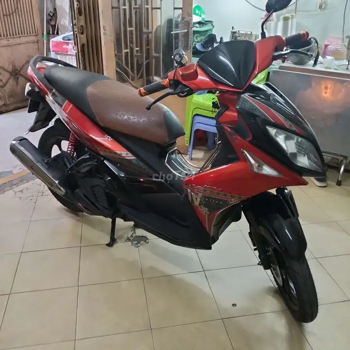 Yamaha LX красный-черный 2011
