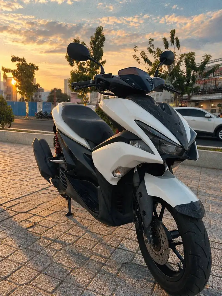 Yamaha NVX 155