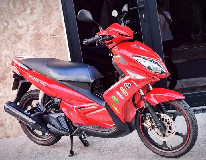 YAMAHA LX4 Nouvo 2011
