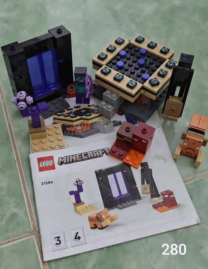 Наборы LEGO Minecraft, Harry Potter, Marvel, City