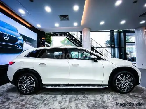 Mercedes-Benz EQS 500 4MATIC SUV 2025