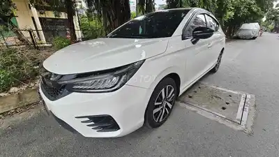 Семейный автомобиль в хорошем состоянии