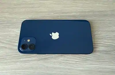 iPhone 12 64 ГБ (Синий)