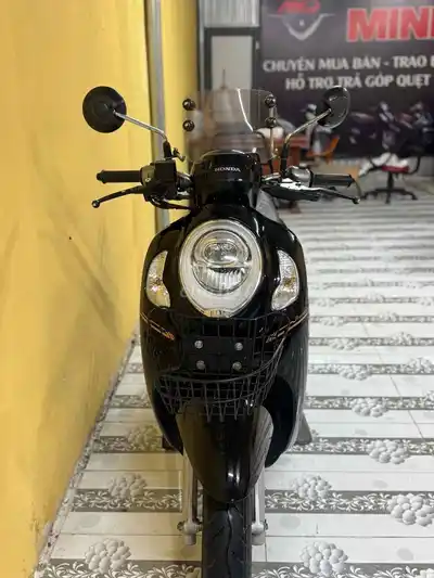 Honda Scoopy 2025 черный глянцевый супер новый 43AC-110.34