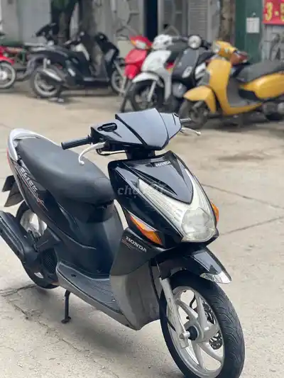 Honda Click скутер черный 2013 оригинальный двигатель