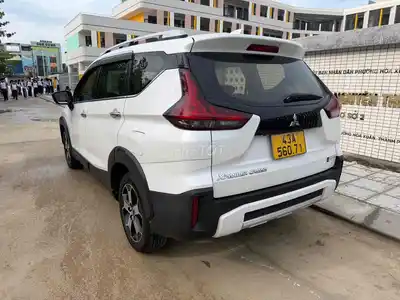 Mitsubishi Xpander Cross 2020 автомат белый