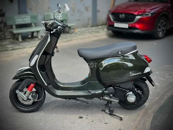 Piaggio Vespa S125 Зеленый мох