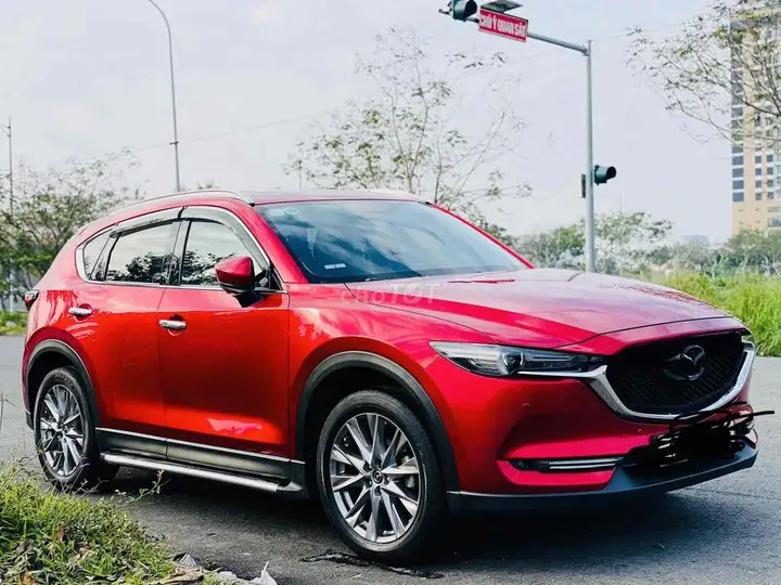Mazda CX-5 2019, красный