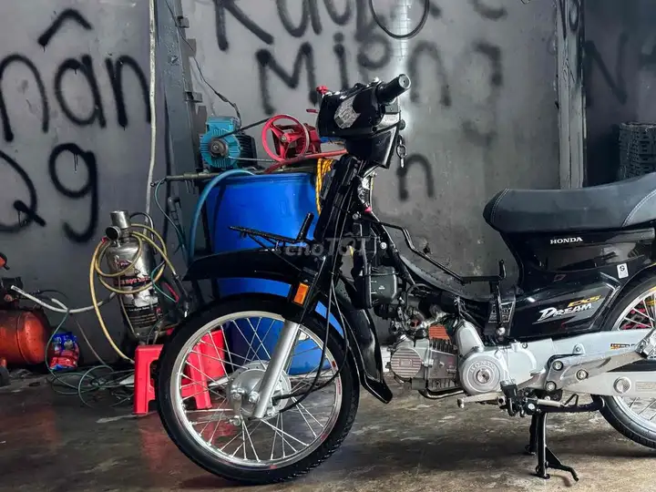 Honda Dream Thai 110cc Черный