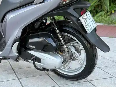 Хонда SH125 ABS 2018 Серебряная игла 29C1