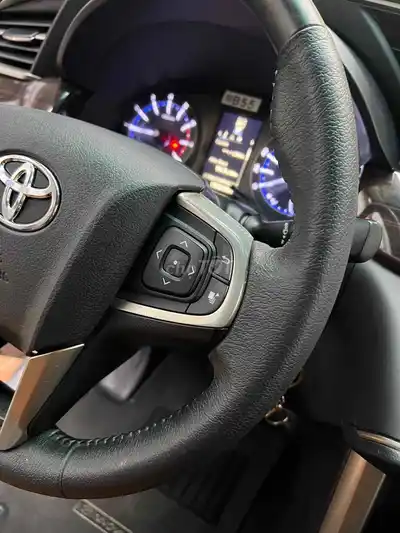 Toyota Innova G 2018 механика серебристая 7 мест