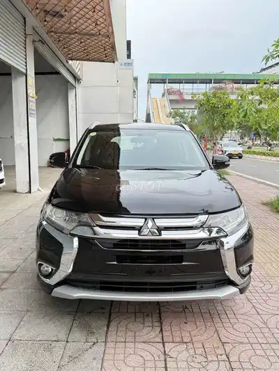 Мицубиси Аутлендер 2.0CVT 2019 года - 70000 км