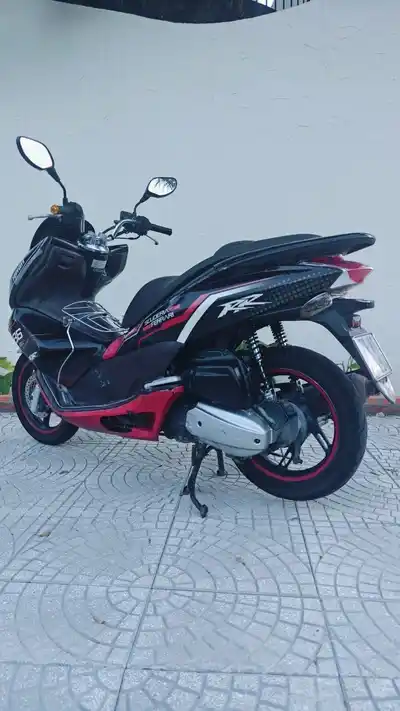 Honda PCX 125, 2014, 2 поколение
