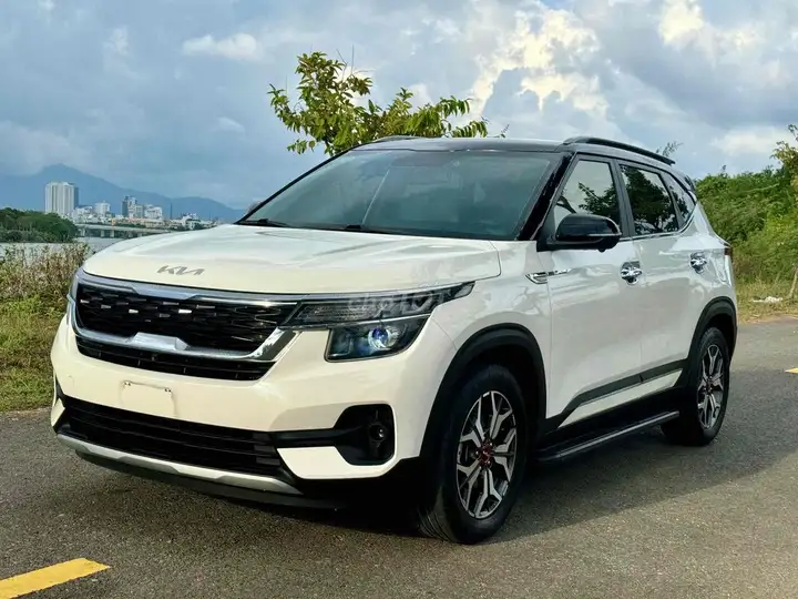 Kia Seltos 2020 1.4 Turbo Luxury Белый Автомат