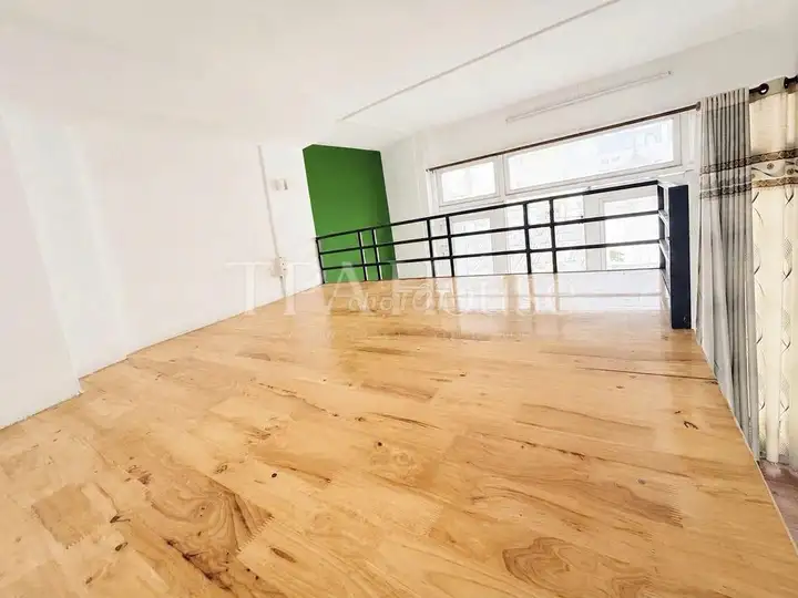 Аренда комнаты 38/ Тан Канг с антресолью + балконом – рядом с Vinhomes