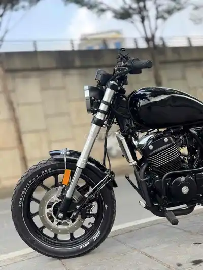 Мотоцикл GPX Legend 250 Twin, черный, в отличном оригинальном состоянии